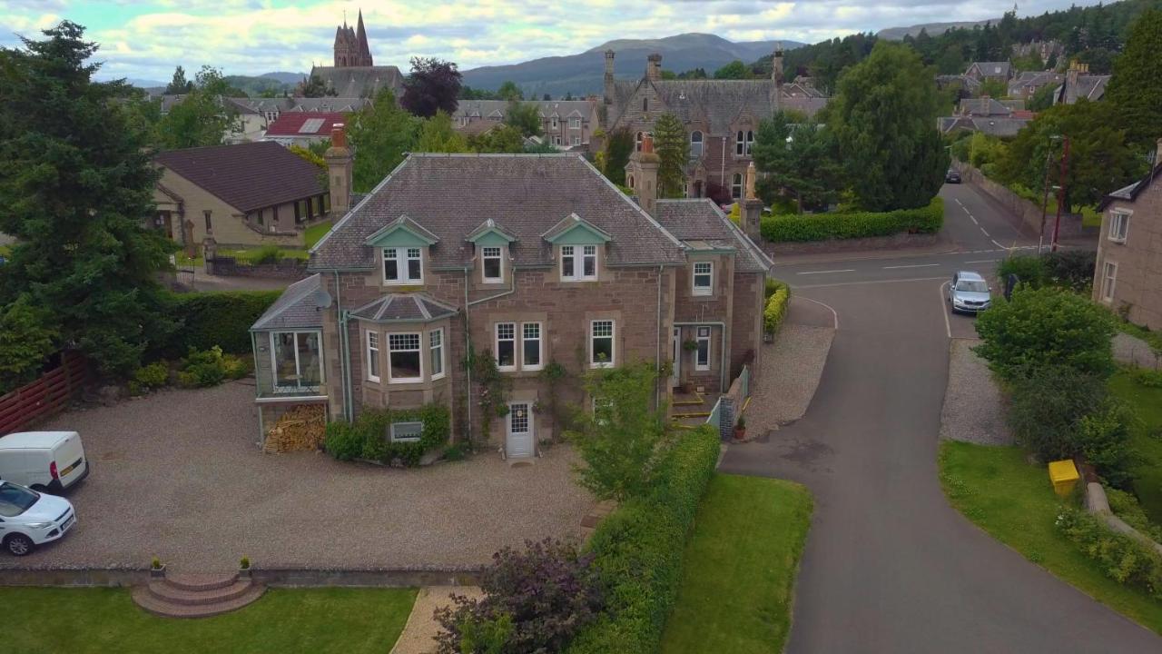 Firtree Bed And Breakfast At Galvelbeg House Crieff Εξωτερικό φωτογραφία