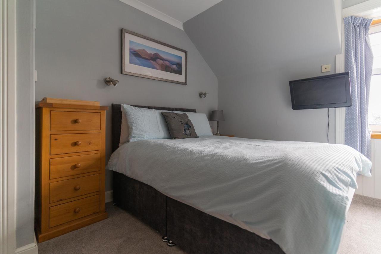 Firtree Bed And Breakfast At Galvelbeg House Crieff Εξωτερικό φωτογραφία