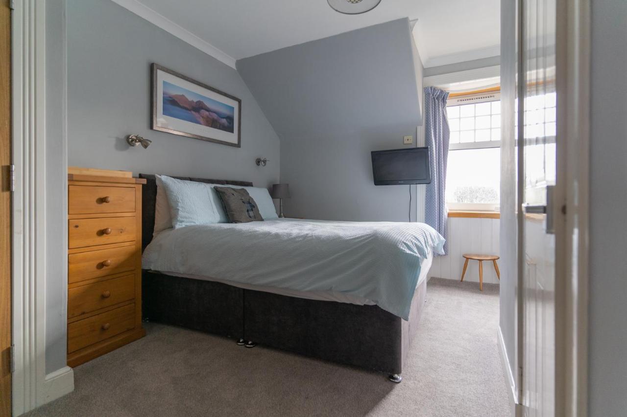 Firtree Bed And Breakfast At Galvelbeg House Crieff Εξωτερικό φωτογραφία